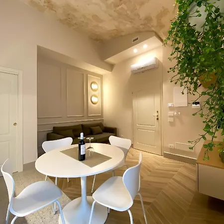 Dimore Garibaldi - Borgo Di Puglia Houses & Lands Apartment *