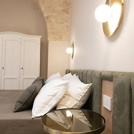 דירה Dimore Garibaldi - Borgo Di Puglia & Lands *