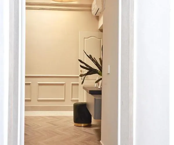 Dimore Garibaldi - Borgo Di Puglia & Lands דירה